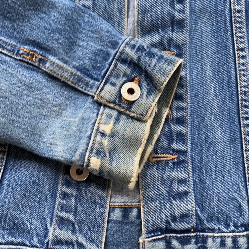 Denim jacket - Picture 3 of 7